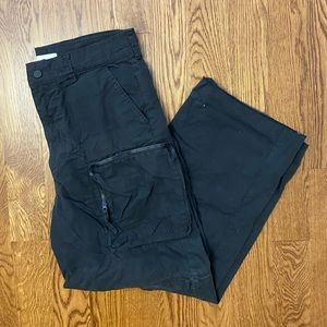 Urban Outfitters 2-in-1 Black cargo pants